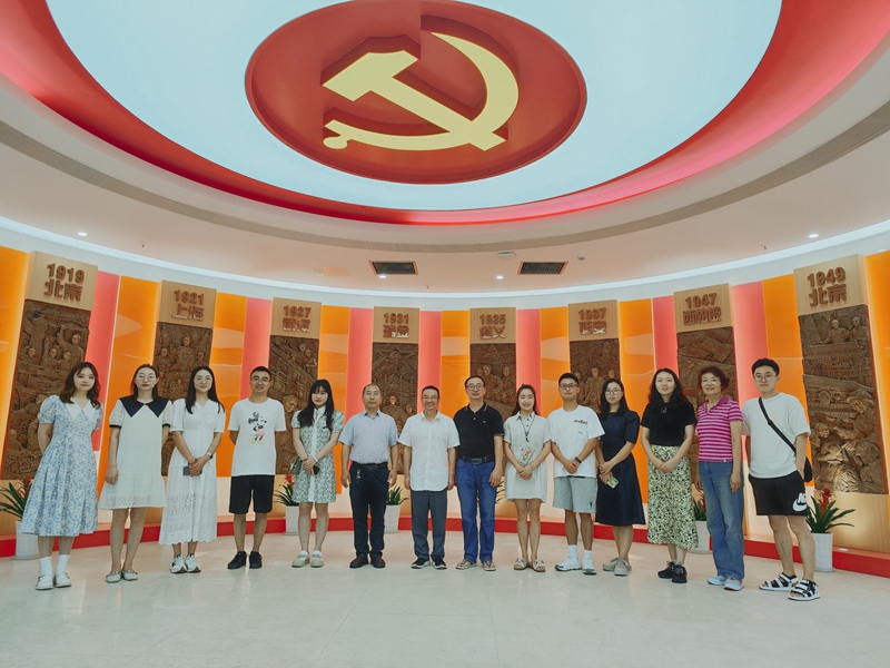 9.合影_副本.jpg 9.合影_副本.jpg