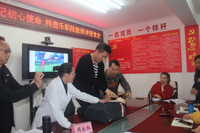 IMG_2821.JPG IMG_2821.JPG